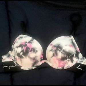 Victoria’s Secret PINK bra Wear Everywhere Super Push-up.